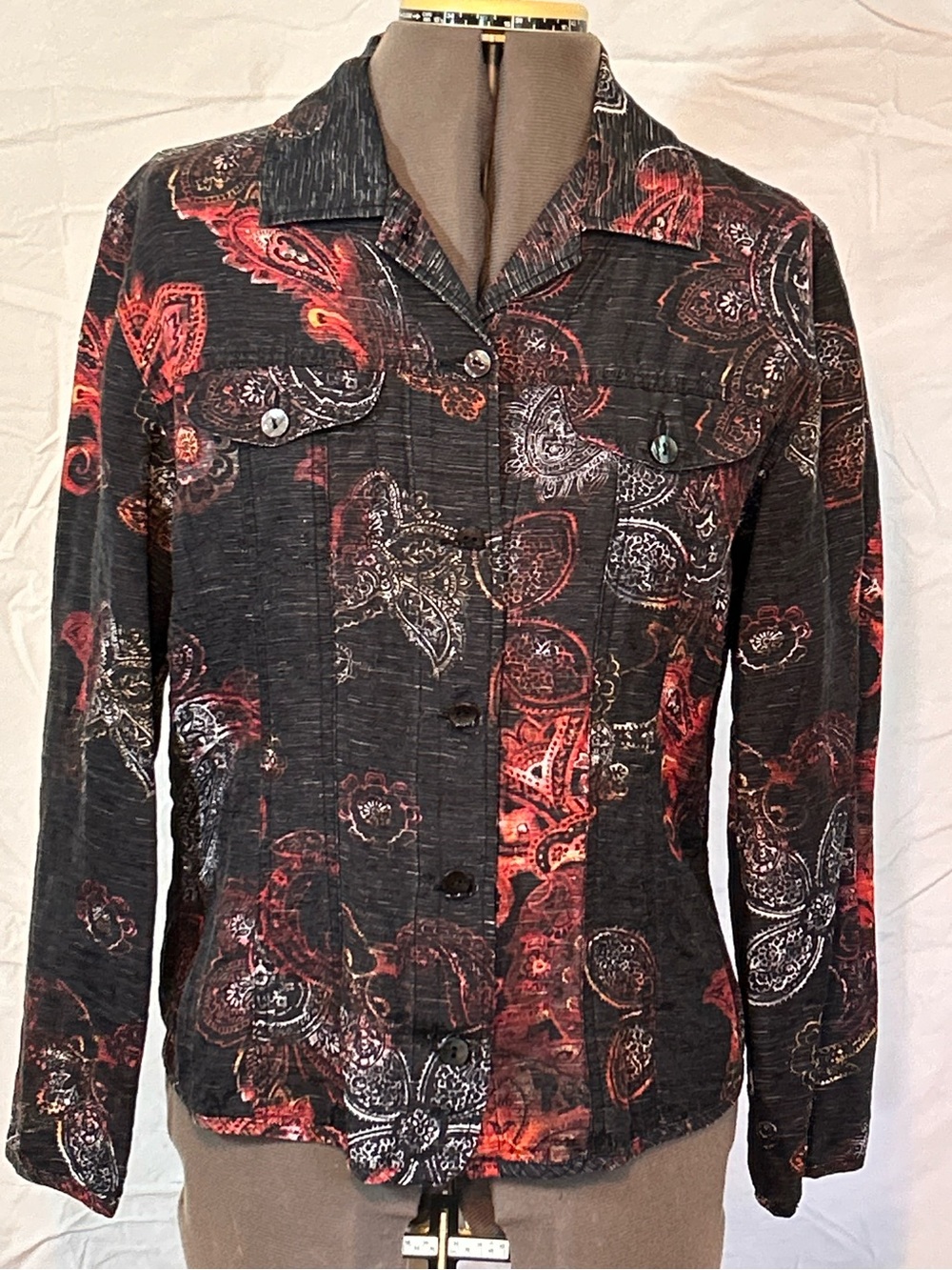 Women’s Black Paisley Print Button-Front Shirt/Jacket